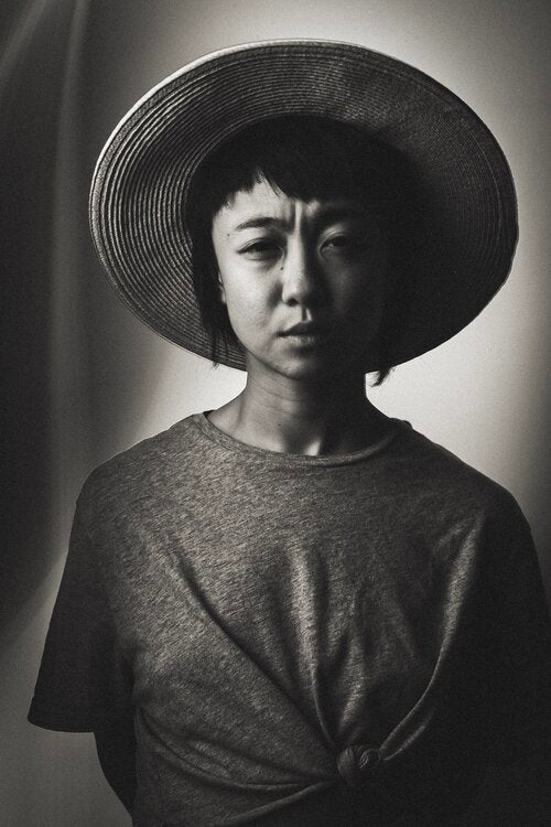 Contemporary dancer, Ching Ching Wong, porfessional portrait.