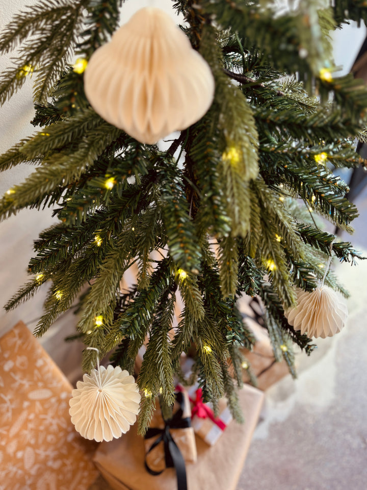 Magnetic Paper Ornaments