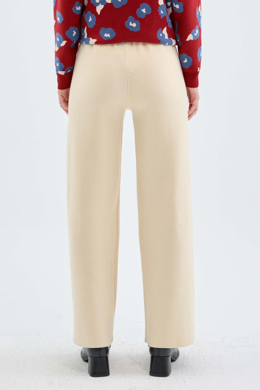 Straight Leg Knit Pants